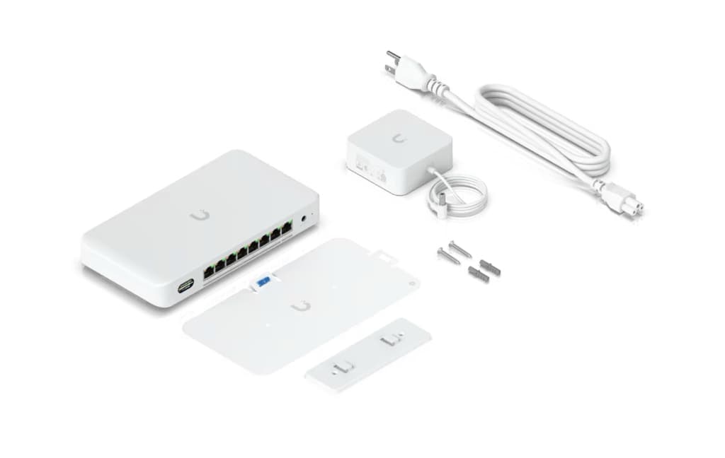 UBNT UniFi Device Bridge Switch (UDB-Switch) – WiFi 7 Uplink’li 10GbE + 2.5GbE 8 Port PoE+ Switch | 0.96” LCM, 6 GHz Ready
