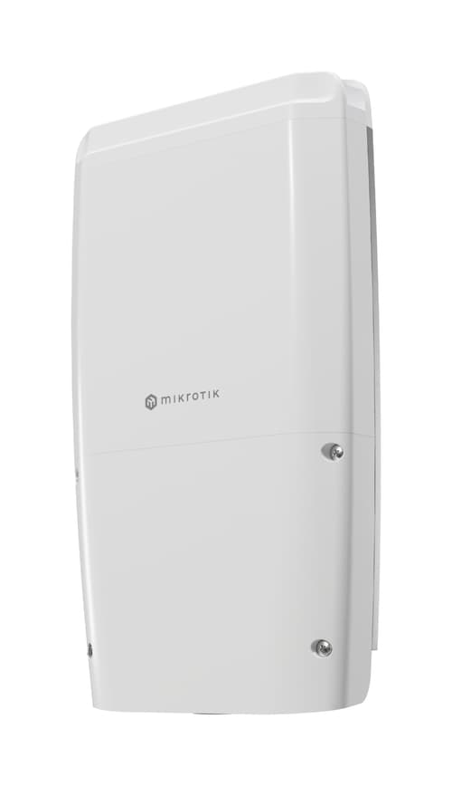 MikroTik FiberBox Plus IP66 dış ortam 10 G fiber switch • 4× SFP+ • 1× RJ45 PoE-in • ARM CPU