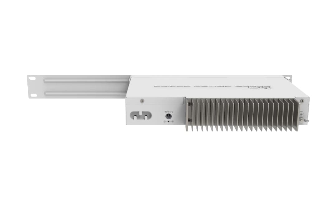 MikroTik CRS309-1G-8S+IN 8× SFP+ 10G kompakt fiber switch • 162 Gbps