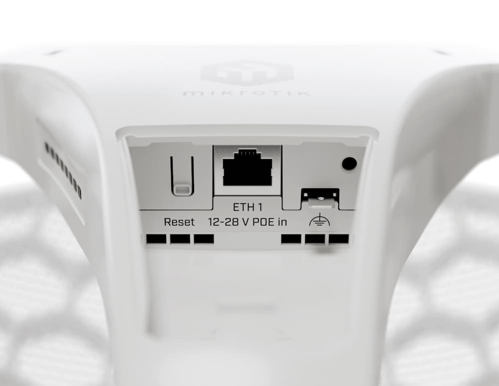 MikroTik LHG 5 ax XL | 27 dBi Wi-Fi 6 Uzun Menzil CPE, 30 km’ye Kadar PTP, WISP & CCTV Backhaul
